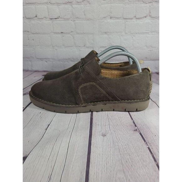 Clarks Artisian Unstructured Slip-on Loafers - Picture 1 of 8